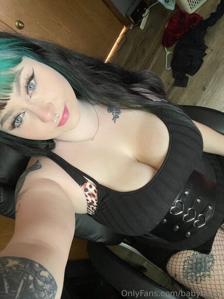 Maddisonlovesof sexy model archive