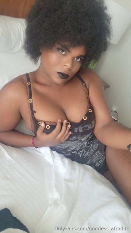 Goddess Afrodite model pretty pic