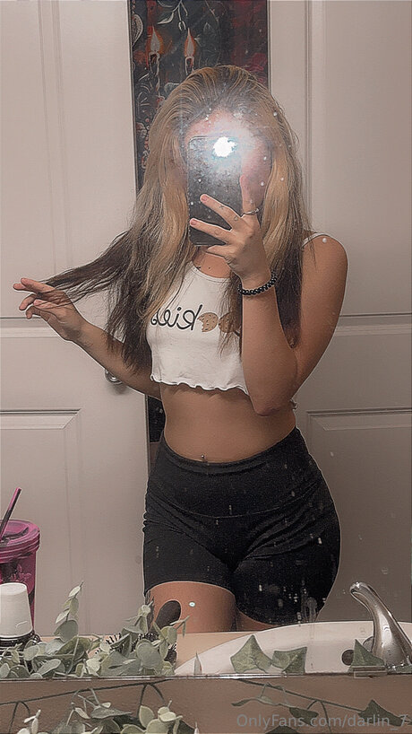 Darlin 7 beautiful actress galleries