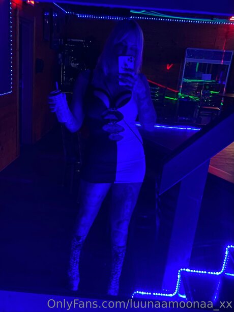 Luunaamoonaa Xx erotic star img