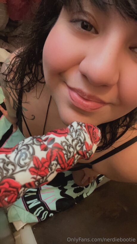 Nerdiebootie free star photo