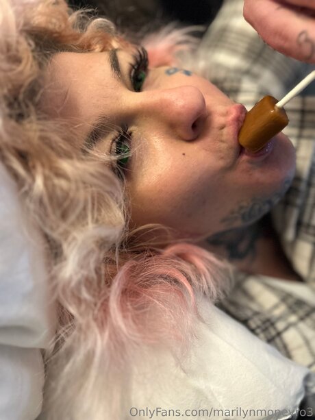 Marilynmoneyro3 model beautiful photo