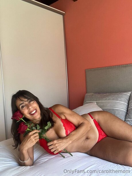 Carolthemom nude pornstar archive