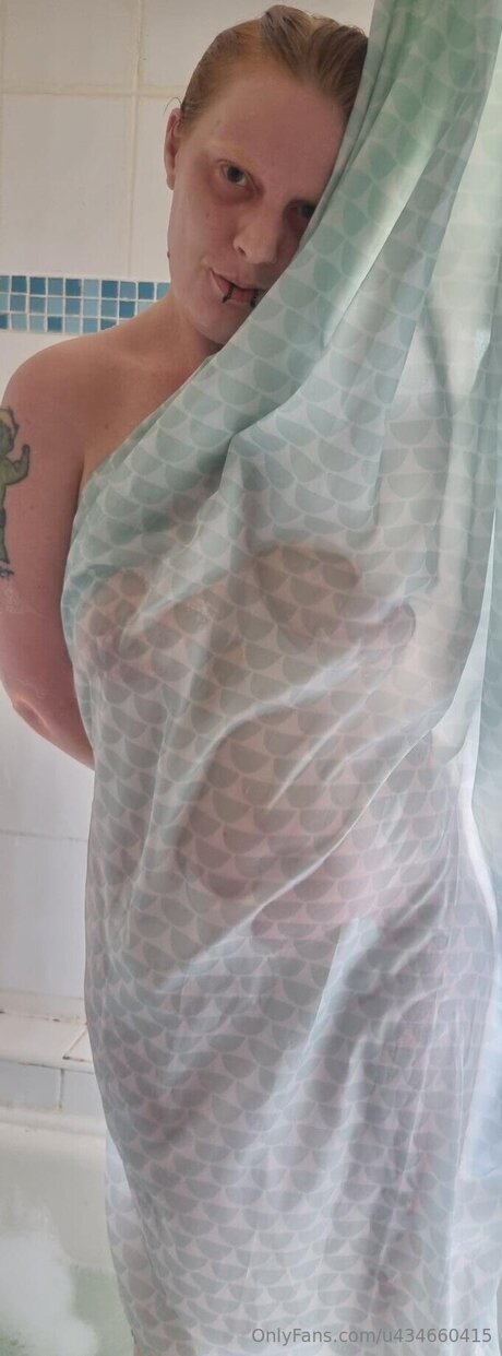 U434660415 model art picture