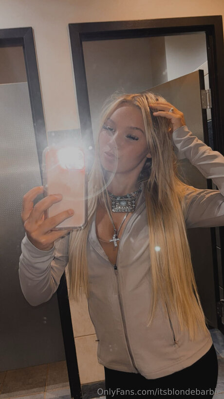 Itsblondebarbie adult actress image