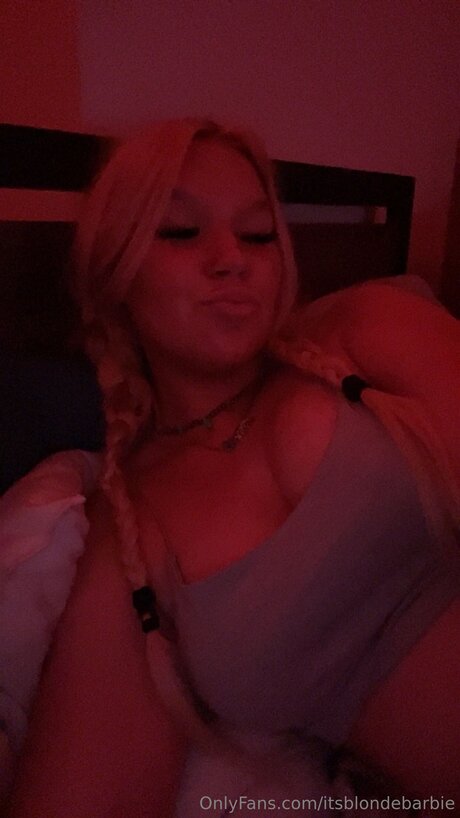 Itsblondebarbie hd pornstar galleries