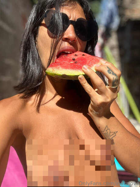 Indralove star top img