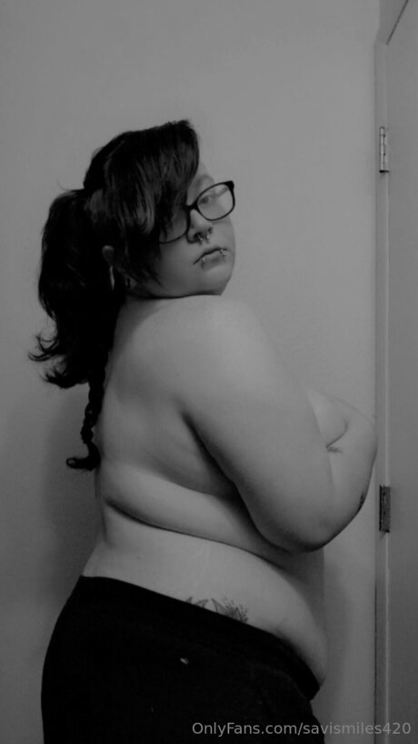 Savismiles420 nice model pics