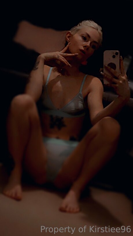 Kirstiee96free model hd image