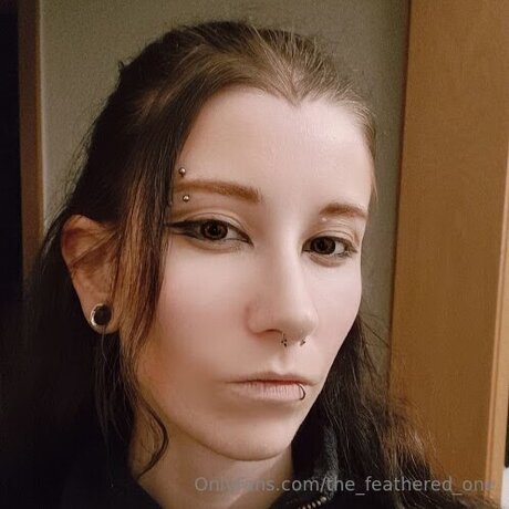 The Feathered One nudes model pic