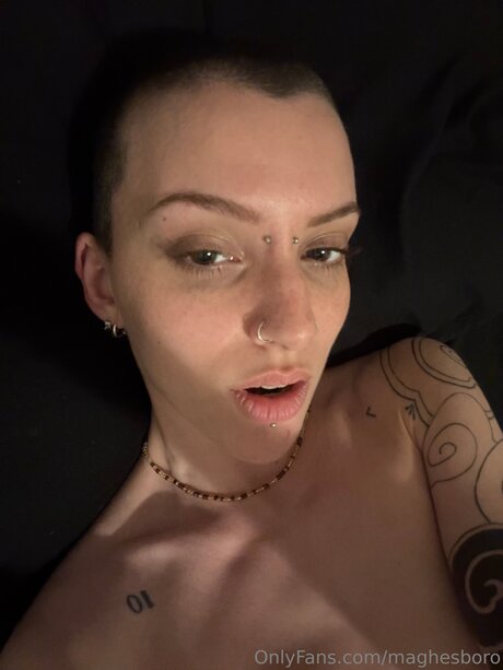 Maghesboro pornographic star pic