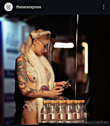 Feyasuicidefree hd pornstar img