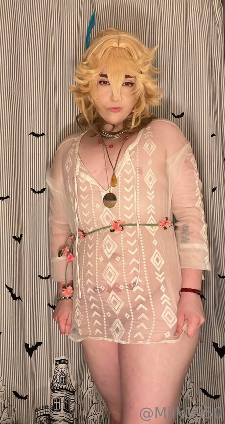 Milk1950 exclusive actress pic