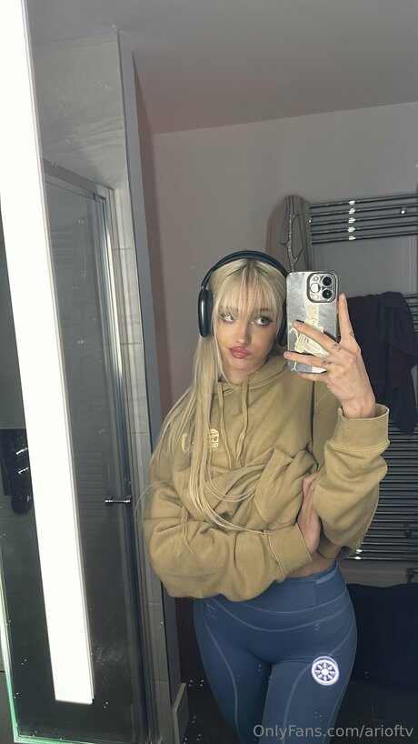 Arioftv xxx star photos