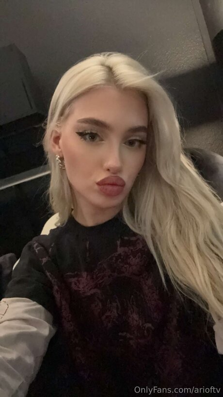 Arioftv pornstar exclusive image