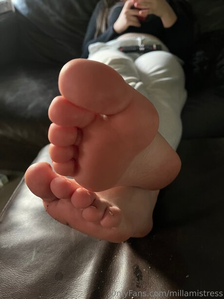 Millamistress porn star image