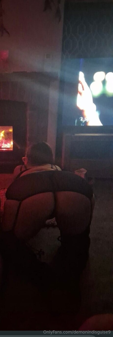 Demonindisguise9 model erotic images