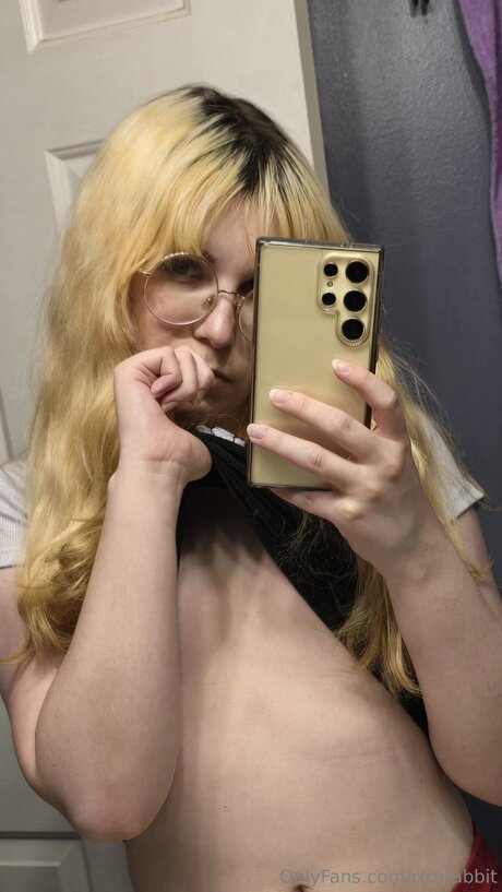 Rozirabbit sex actress pictures