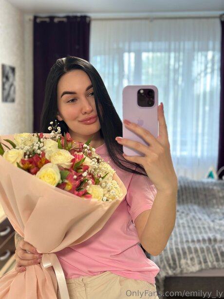 Emilyy Ly erotic star gallery