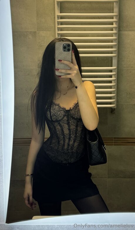 Amelieeluv pornstar beautiful photo