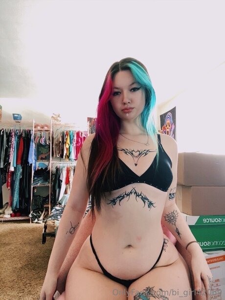 Bi Girl42069 pornstar pretty photo