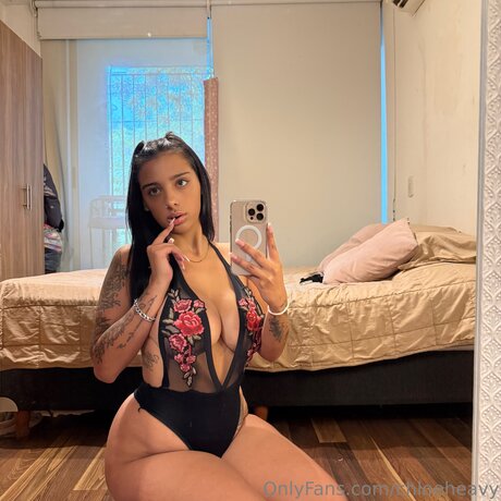 Chloeheavy pornographic actress picture