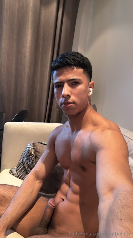 Santhelatin xxx pornstar images