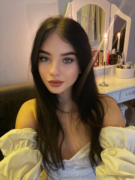 Alena Swiitie adult model archive