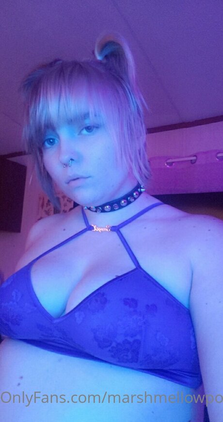 Marshmellowponi model hot photo