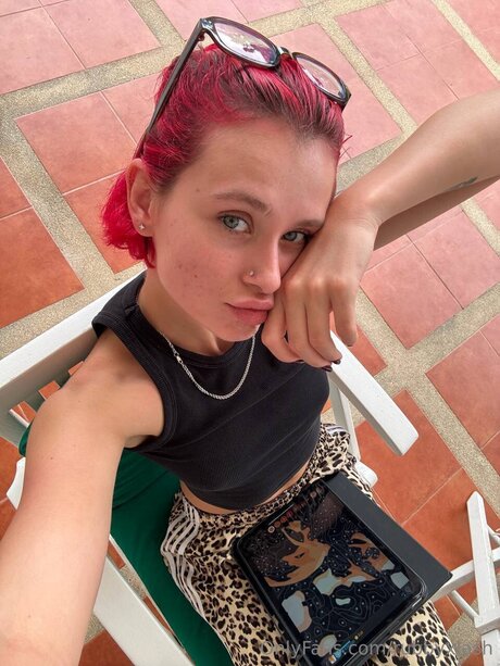 Rubbyxlash model pictures