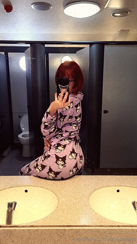 Onlybeees pornstar best picture