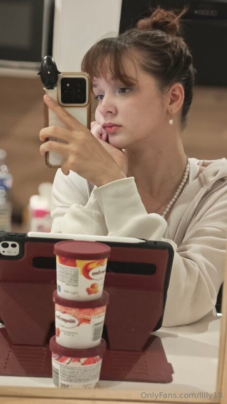 Llily18 high quality star photos