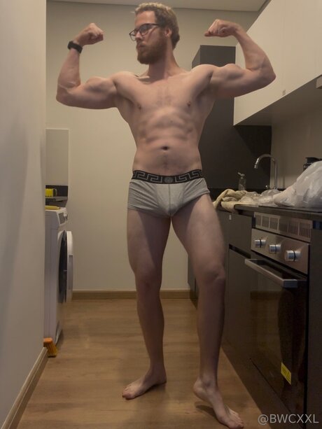 Bwcxxl naked star photos