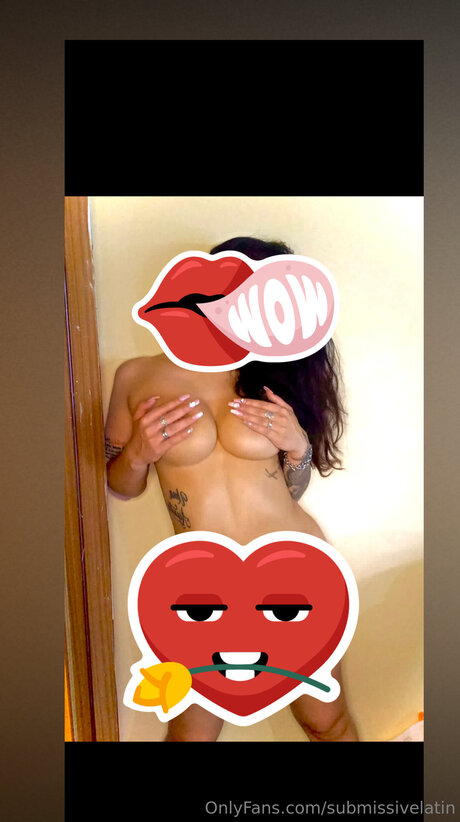 Submissivelatin pornstar hd pic