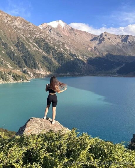 Diana Holmes star high quality img