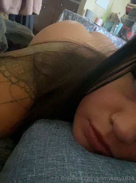 Prettykitty1028 model hot img
