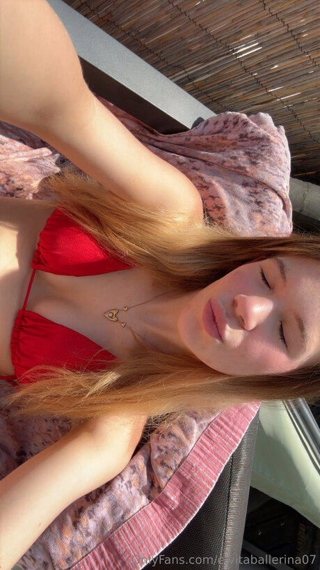 Elvitaballerina07 model art picture