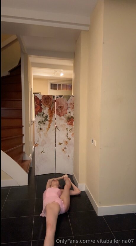 Elvitaballerina07 pretty pornstar archive