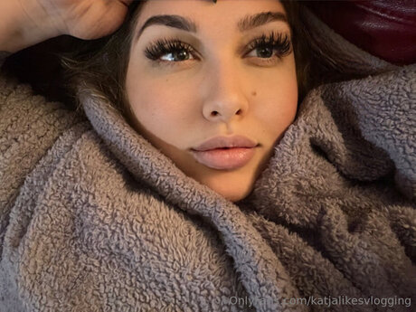 Katjalikesvlogging pornographic star galleries