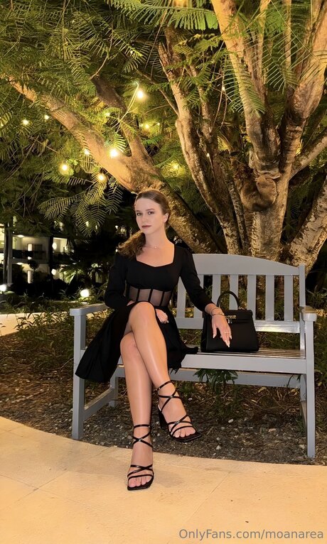 Moanarea sex star gallery