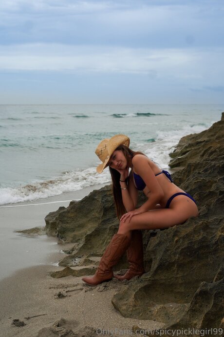 Spicypicklegirl99 pornstar hot pictures