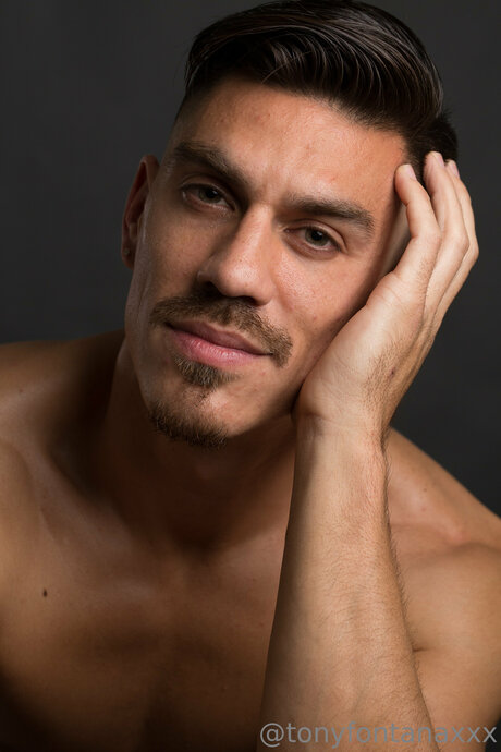 Tonyfontana naked actress archive