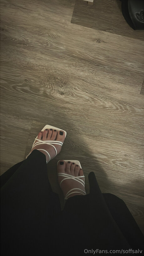 Soffsalv model sex photo