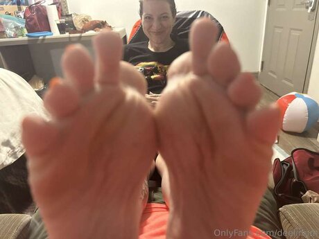 Deelirium pornstar adult gallery