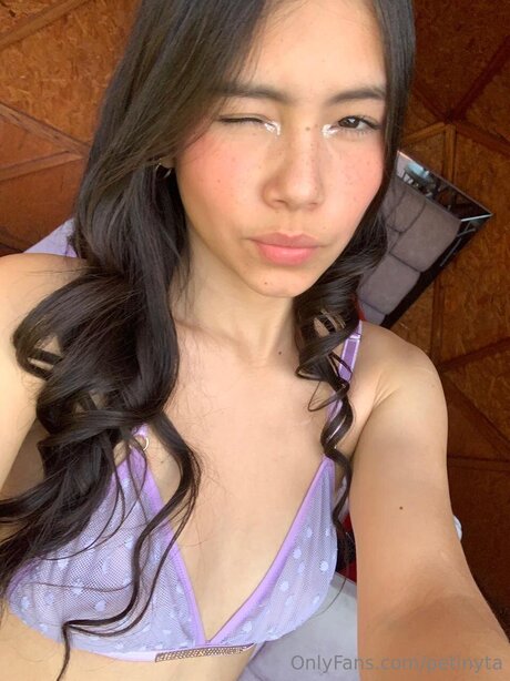 Petinyta nude pornstar archive