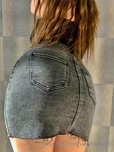 Valen 6969 pornographic star pics