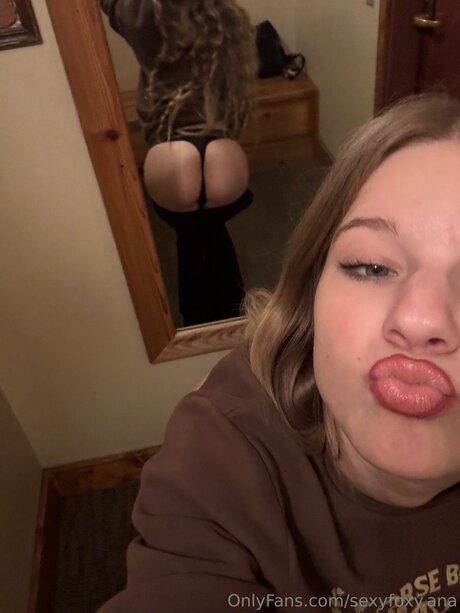 Sexyfoxy Ana star porn img