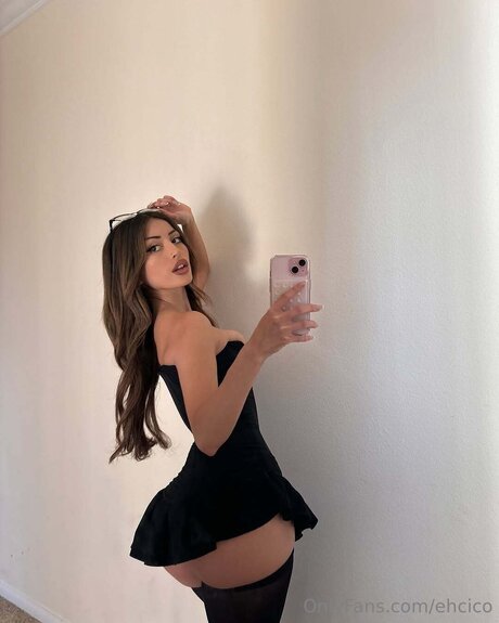 Cicofox sex model photos