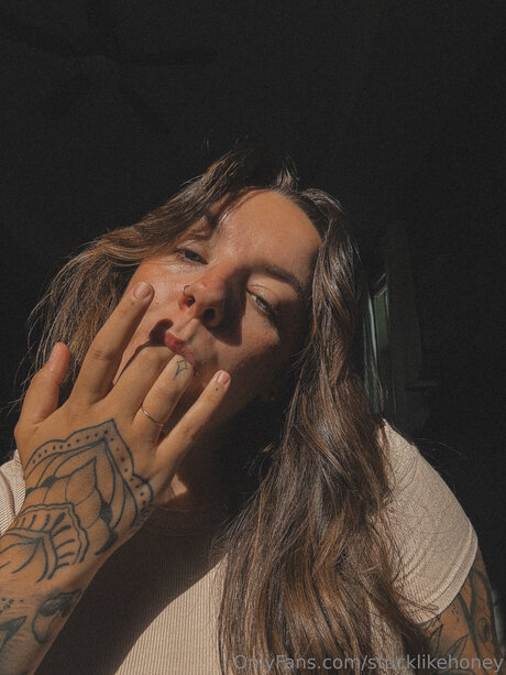 Stucklikehoney hd actress picture