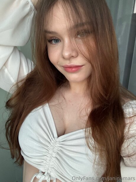 Janinamars model pretty pic